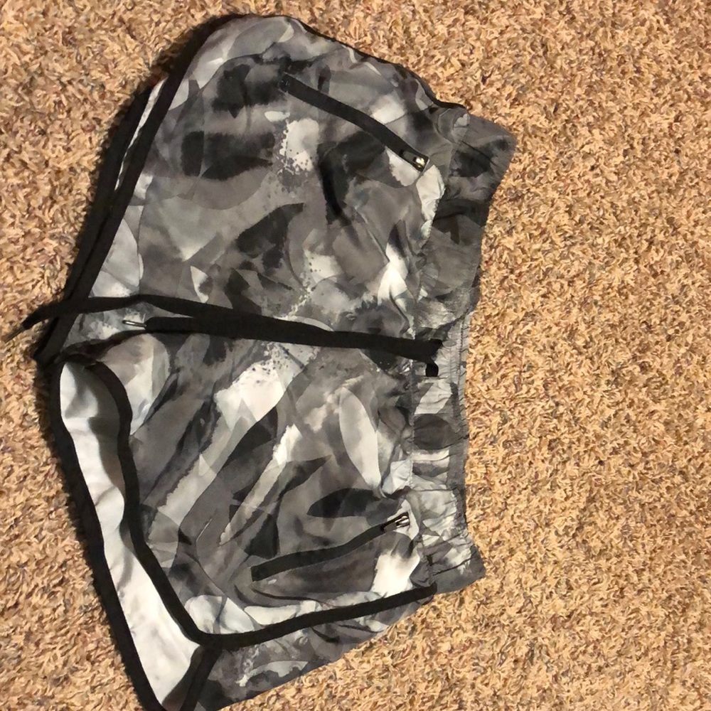 Energy Zone Shorts size small